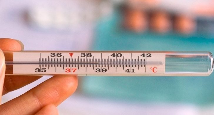 Apakah kaedah yang paling sesuai untuk mengambil suhu dengan menggunakan termometer inframerah